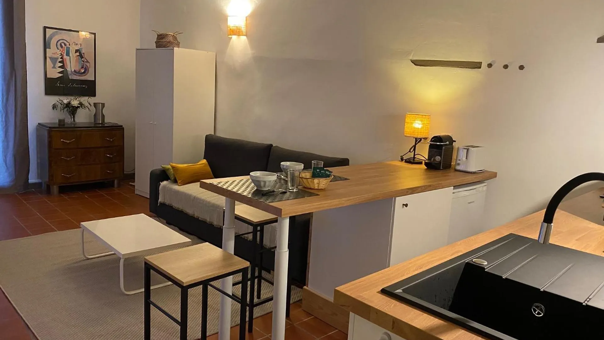 Studio Avec Balcon Sur Cour Aix-en-Provence 0*,  France