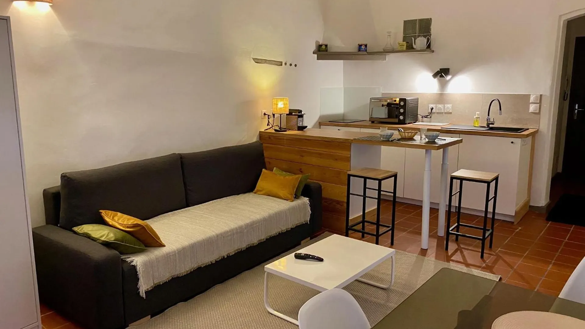 Apartment Studio Avec Balcon Sur Cour Aix-en-Provence